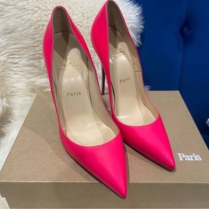 Christian Louboutin So Kate